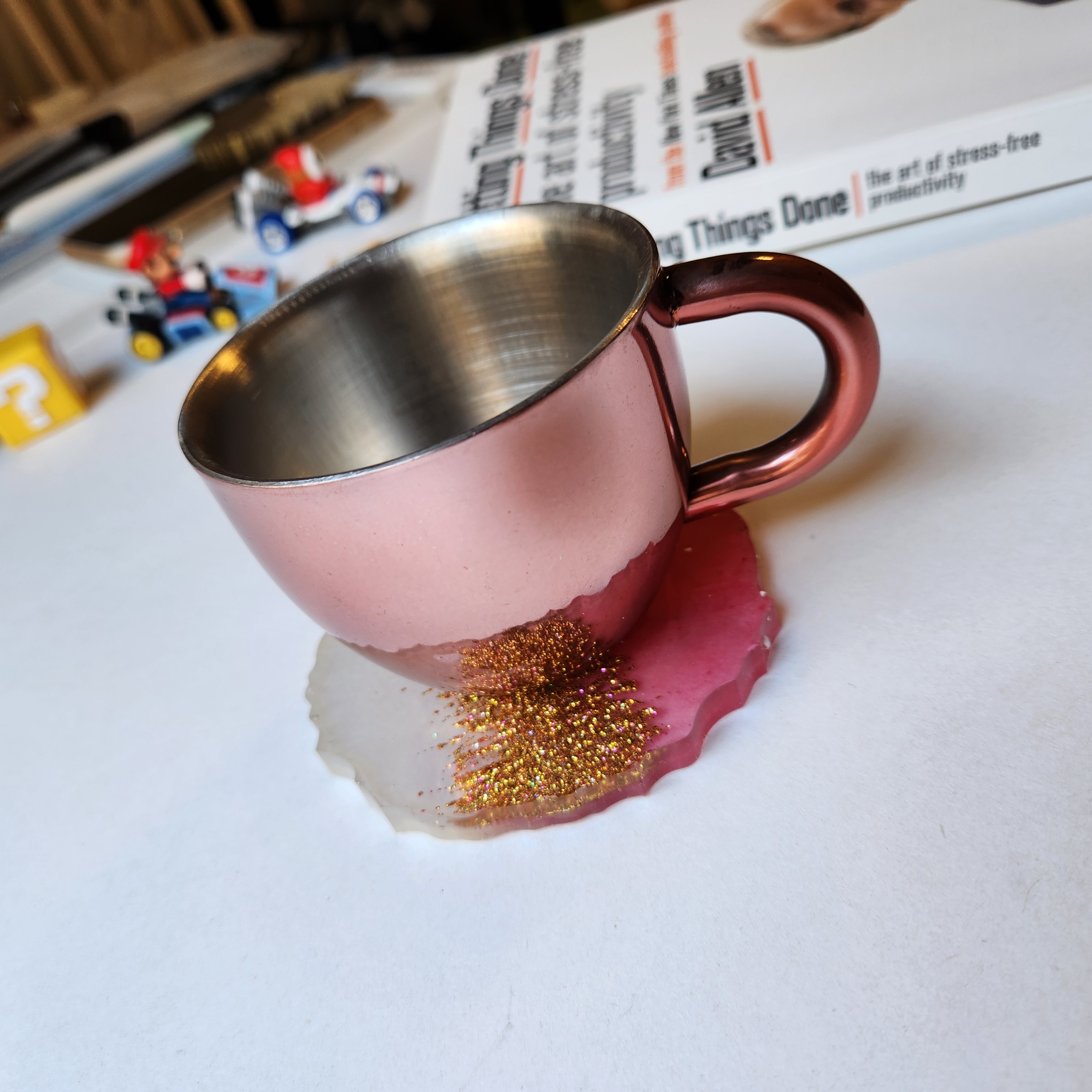 Shimmery Coaster in Pink and White