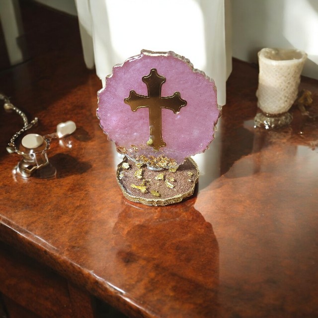 Sacred Cross – Blessings in Resin