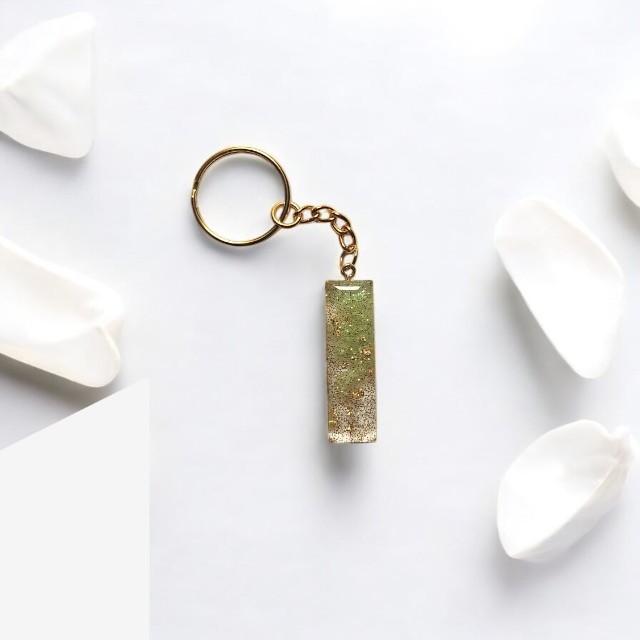 Elegant Pistachio Classic Resin Keychain with Gold tone - Alphabet K